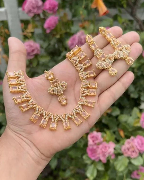 Zircon Lustre Set